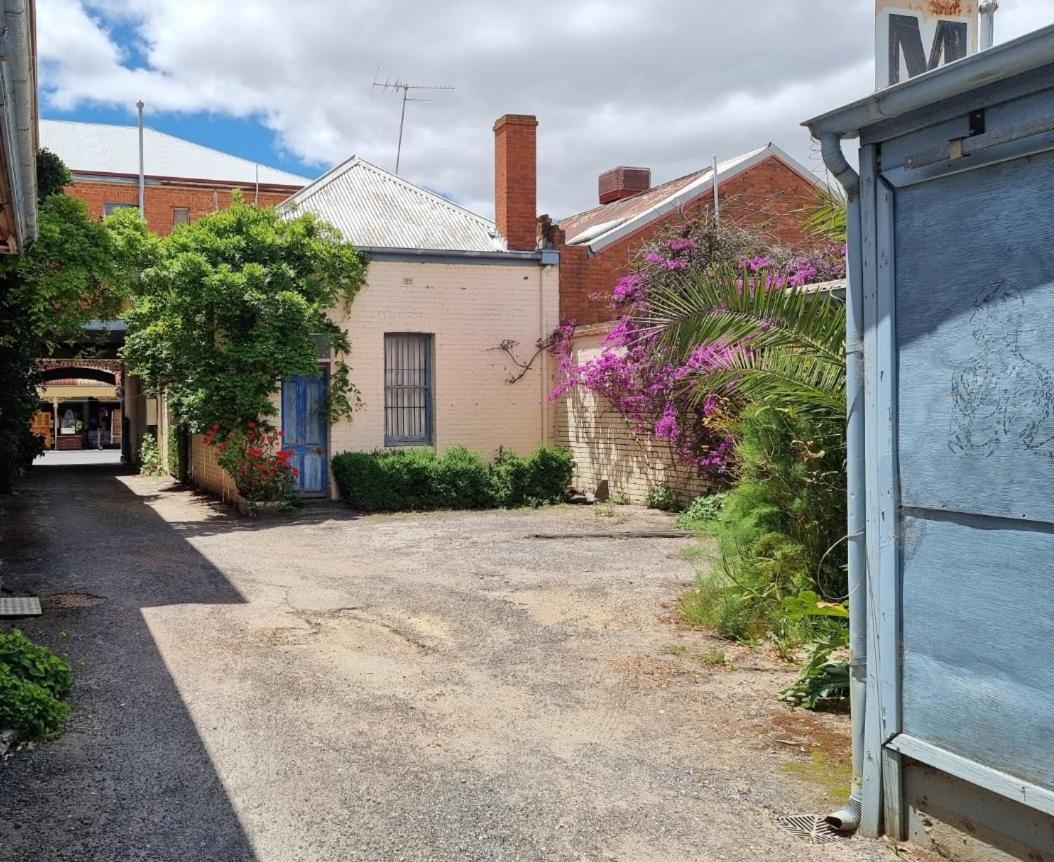 La Cochon Rose Motel Saint Arnaud Exterior foto